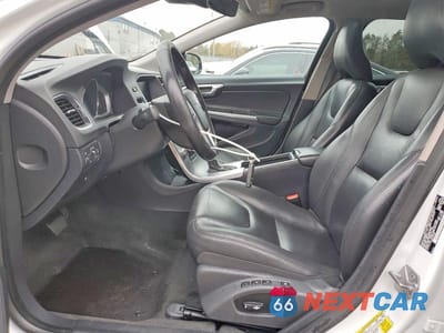 Zdjęcie 7 z 13 samochodu: 2018 VOLVO V60 CROSS COUNTRY PREMIER VIN:YV440MWKXJ2044298 - miniatura