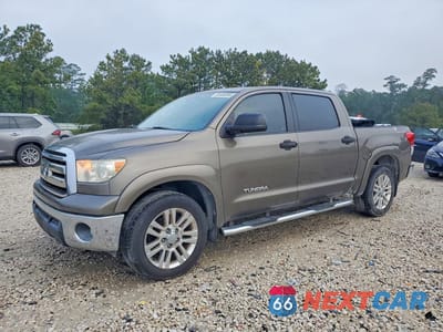 2013 TOYOTA TUNDRA CREWMAX SR5 5TFEM5F15DX055516 - główne zdjęcie licytacji z USA - miniatura