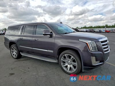 Czwarte zdjęcie samochodu z boku: 2015 CADILLAC ESCALADE ESV LUXURY VIN:1GYS4SKJ1FR714961 - miniatura