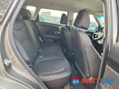 Zdjęcie 10 z 11 samochodu: 2019 KIA SOUL BASE VIN:KNDJN2A25K7022846 - miniatura