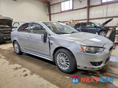 Czwarte zdjęcie samochodu z boku: 2008 MITSUBISHI LANCER GTS VIN:JA3AU86U38U604324 - miniatura