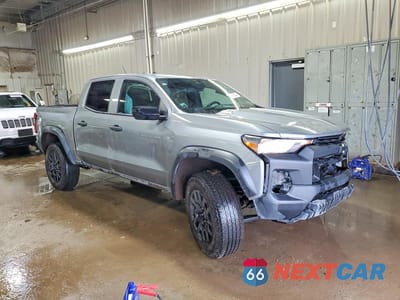 Czwarte zdjęcie samochodu z boku: 2024 CHEVROLET COLORADO TRAIL BOSS VIN:1GCPTEEK3R1162354 - miniatura