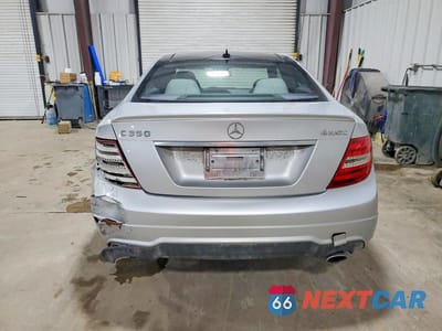 Zdjęcie 6 z 12 samochodu: 2013 MERCEDES-BENZ C 350 4MATIC VIN:WDDGJ8JB4DG081663 - miniatura