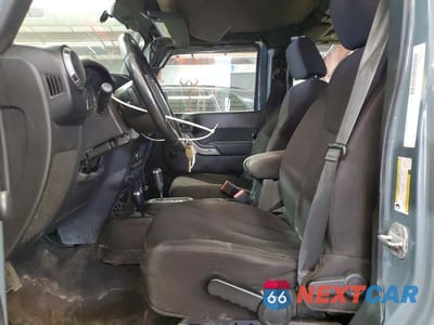 Zdjęcie 7 z 14 samochodu: 2014 JEEP WRANGLER UNLIMITED SPORT VIN:1C4BJWDG2EL118069 - miniatura