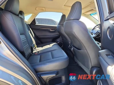 Zdjęcie 11 z 13 samochodu: 2017 LEXUS NX 200T BASE VIN:JTJBARBZ6H2114751 - miniatura