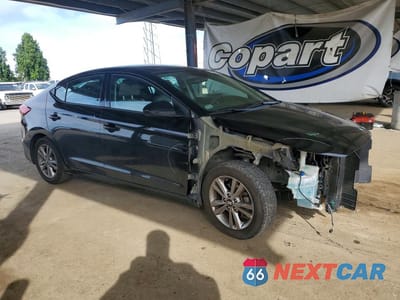 Czwarte zdjęcie samochodu z boku: 2018 HYUNDAI ELANTRA SEL VIN:5NPD84LF3JH291499 - miniatura