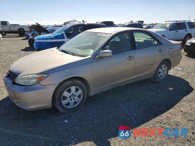 2004 TOYOTA CAMRY LE 4T1BE32K14U831740 - główne zdjęcie licytacji z USA - miniatura