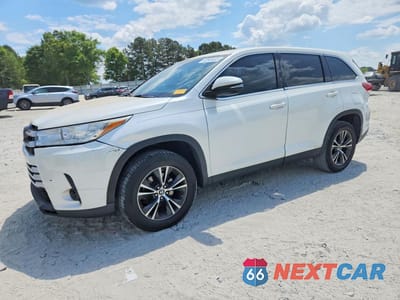2019 TOYOTA HIGHLANDER LE 5TDZZRFH0KS359167 - główne zdjęcie licytacji z USA - miniatura