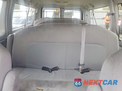 Zdjęcie 10 z 13 samochodu: 2013 FORD ECONOLINE E350 SUPER DUTY WAGON VIN:1FBNE3BLXDDA94598 - miniatura