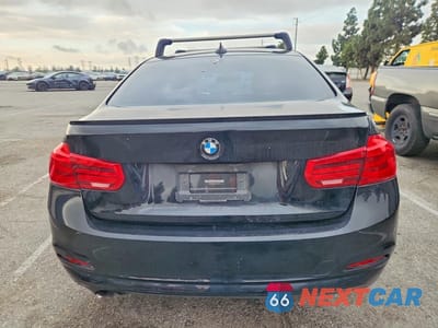 Zdjęcie 6 z 11 samochodu: 2016 BMW 320 I VIN:WBA8E1G54GNU11231 - miniatura