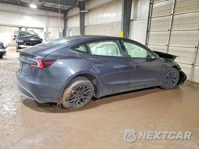 Trzecie zdjęcie samochodu z tyłu: 2025 TESLA MODEL 3 VIN:5YJ3E1EAXSF986583 - miniatura