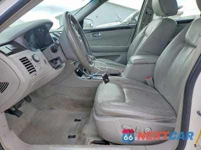 Zdjęcie 7 z 12 samochodu: 2011 CADILLAC DTS LUXURY COLLECTION VIN:1G6KD5E60BU119608 - miniatura