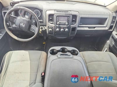 Zdjęcie 8 z 12 samochodu: 2019 RAM 1500 CLASSIC TRADESMAN VIN:1C6RR6FT1KS563042 - miniatura