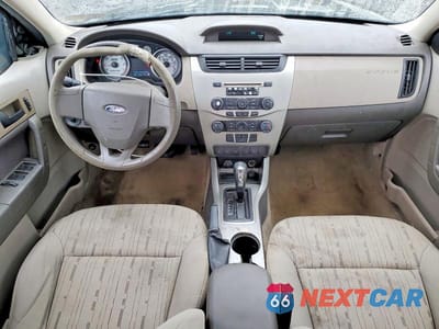 Zdjęcie 8 z 12 samochodu: 2011 FORD FOCUS SE VIN:1FAHP3FN3BW157885 - miniatura