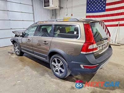 Drugie zdjęcie samochodu z przodu: 2015 VOLVO XC70 T6 PREMIER+ VIN:YV4902NC6F1200368 - miniatura