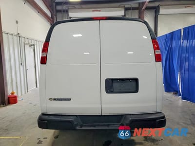 Zdjęcie 6 z 13 samochodu: 2024 CHEVROLET EXPRESS 2500 CARGO DELIVERY VAN VIN:1GCWGAFP3R1263994 - miniatura