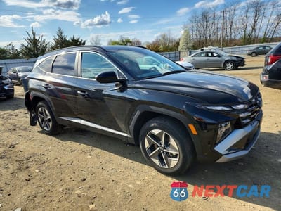 Czwarte zdjęcie samochodu z boku: 2025 HYUNDAI TUCSON SEL VIN:5NMJBCDE3SH512120 - miniatura