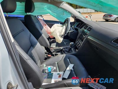 Zdjęcie 7 z 12 samochodu: 2018 VOLKSWAGEN GOLF SPORTWAGEN S VIN:3VWD17AU6JM766769 - miniatura