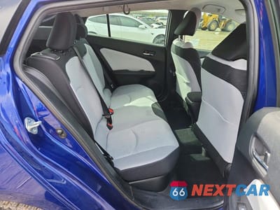Zdjęcie 10 z 13 samochodu: 2017 TOYOTA PRIUS TWO ECO VIN:JTDKARFU3H3048171 - miniatura