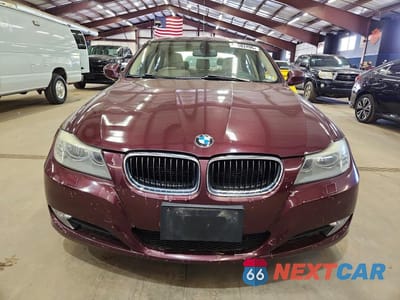 Piąte zdjęcie samochodu w środku: 2010 BMW 328 XI SULEV VIN:WBAPK5C55AA647161 - miniatura