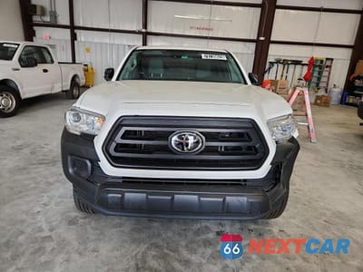 Piąte zdjęcie samochodu w środku: 2023 TOYOTA TACOMA SR VIN:3TYRX5GN8PT087238 - miniatura