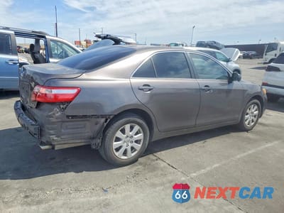 Trzecie zdjęcie samochodu z tyłu: 2007 TOYOTA CAMRY XLE VIN:JTNBE46K873026053 - miniatura