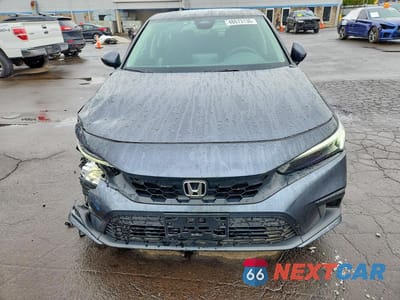 Piąte zdjęcie samochodu w środku: 2024 HONDA CIVIC LX VIN:19XFL2H57RE007805 - miniatura