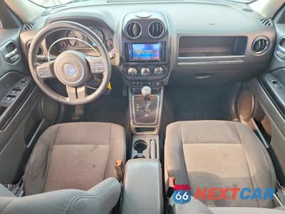 Zdjęcie 8 z 13 samochodu: 2011 JEEP PATRIOT SPORT VIN:1J4NF1GB0BD275973 - miniatura