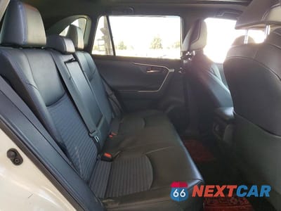 Zdjęcie 10 z 12 samochodu: 2019 TOYOTA RAV4 XSE VIN:JTMEWRFV8KJ017072 - miniatura