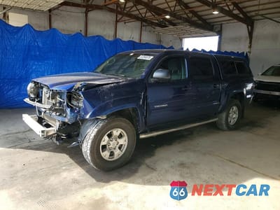 2014 TOYOTA TACOMA DOUBLE CAB 3TMLU4EN3EM135927 - główne zdjęcie licytacji z USA - miniatura