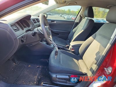 Zdjęcie 7 z 12 samochodu: 2016 VOLKSWAGEN JETTA S VIN:3VW267AJXGM214988 - miniatura