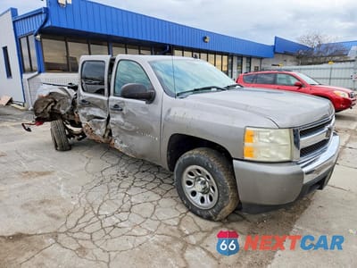 Czwarte zdjęcie samochodu z boku: 2008 CHEVROLET SILVERADO C1500 VIN:3GCEC13C38G274079 - miniatura