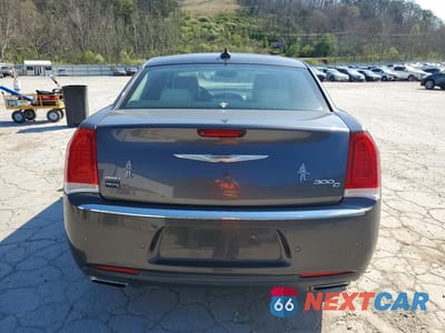 Zdjęcie 6 z 11 samochodu: 2017 CHRYSLER 300C VIN:2C3CCAKG4HH506687 - miniatura