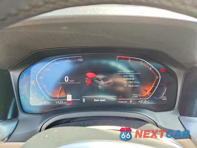 Zdjęcie 9 z 12 samochodu: 2019 BMW 330XI VIN:WBA5R7C53KAJ86669 - miniatura