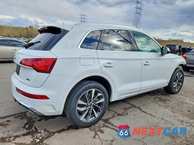 Trzecie zdjęcie samochodu z tyłu: 2022 AUDI Q5 PREMIUM PLUS 45 VIN:WA1EAAFY4N2119732 - miniatura