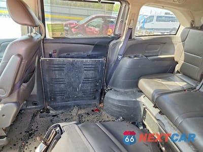 Zdjęcie 11 z 13 samochodu: 2016 HONDA ODYSSEY EXL VIN:5FNRL5H66GB106307 - miniatura