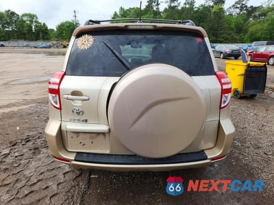 Zdjęcie 6 z 13 samochodu: 2011 TOYOTA RAV4 BASE VIN:JTMZF4DV8B5040531 - miniatura