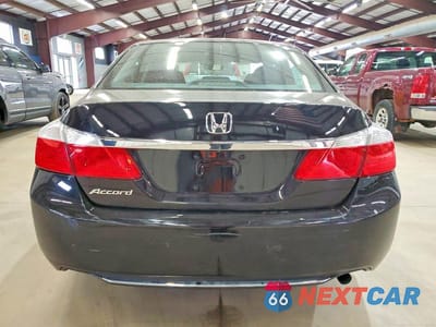 Zdjęcie 6 z 12 samochodu: 2015 HONDA ACCORD LX VIN:1HGCR2F33FA131802 - miniatura
