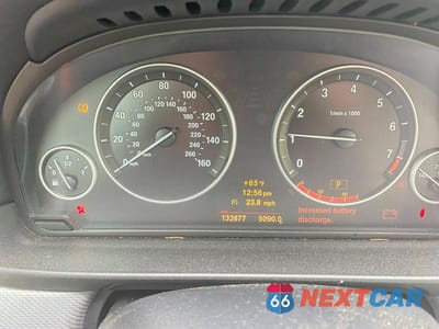 Zdjęcie 8 z 10 samochodu: 2011 BMW 535 XI VIN:WBAFU7C5XBC439977 - miniatura