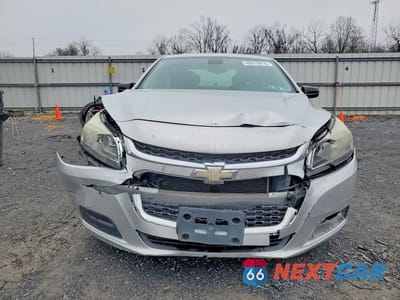 Piąte zdjęcie samochodu w środku: 2015 CHEVROLET MALIBU LS VIN:1G11B5SL2FU107788 - miniatura