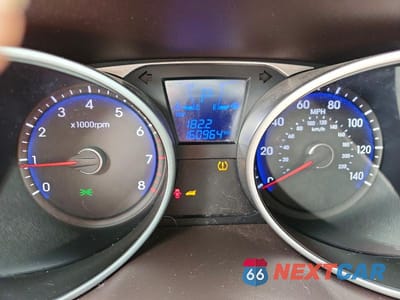 Zdjęcie 9 z 12 samochodu: 2012 HYUNDAI TUCSON GLS VIN:KM8JU3AC9CU422585 - miniatura