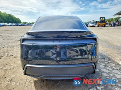 Zdjęcie 6 z 13 samochodu: 2026 TESLA MODEL Y VIN:7SAYGDEDXTA437348 - miniatura