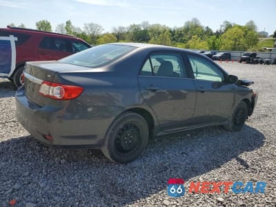 Trzecie zdjęcie samochodu z tyłu: 2013 TOYOTA COROLLA LE VIN:5YFBU4EE9DP204610 - miniatura