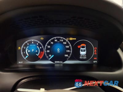Zdjęcie 9 z 13 samochodu: 2017 JAGUAR XJ VIN:SAJWJ1CD6H8W03934 - miniatura