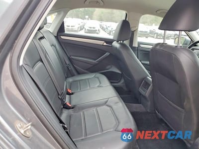 Zdjęcie 10 z 12 samochodu: 2015 VOLKSWAGEN PASSAT S VIN:1VWAS7A34FC079497 - miniatura