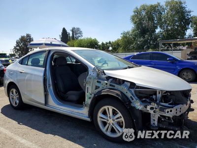 Czwarte zdjęcie samochodu z boku: 2017 CHEVROLET CRUZE VIN:1G1BE5SM0H7176338 - miniatura