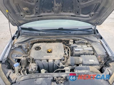Zdjęcie 11 z 12 samochodu: 2017 HYUNDAI ELANTRA SE VIN:5NPD74LF5HH148227 - miniatura