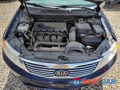 Zdjęcie 11 z 12 samochodu: 2009 KIA OPTIMA LX VIN:KNAGE228695295293 - miniatura