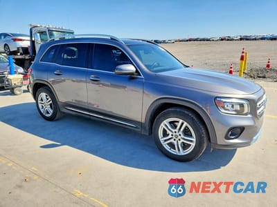 Czwarte zdjęcie samochodu z boku: 2021 MERCEDES-BENZ GLB 250 4MATIC VIN:W1N4M4HB6MW135496 - miniatura