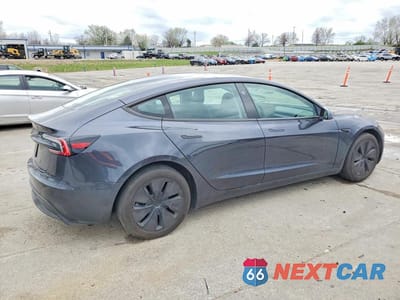 Trzecie zdjęcie samochodu z tyłu: 2024 TESLA MODEL 3 VIN:5YJ3E1EA3RF773548 - miniatura